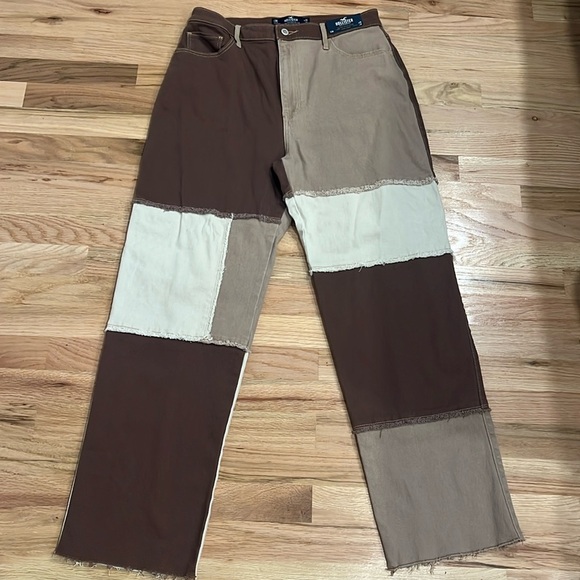 Hollister Women's Ultra High Rise Dad Jeans w/ Brown Patchwork - Picture 2 of 5